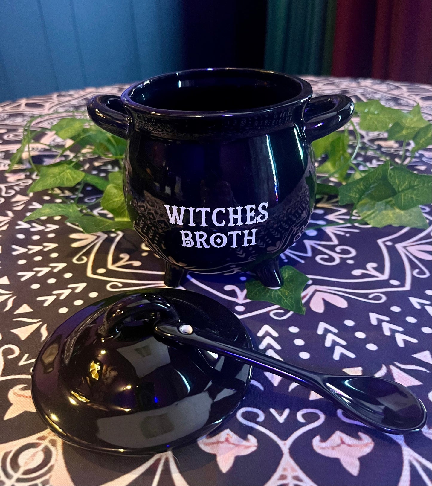Witches Broth Tea Pot With Spoon
