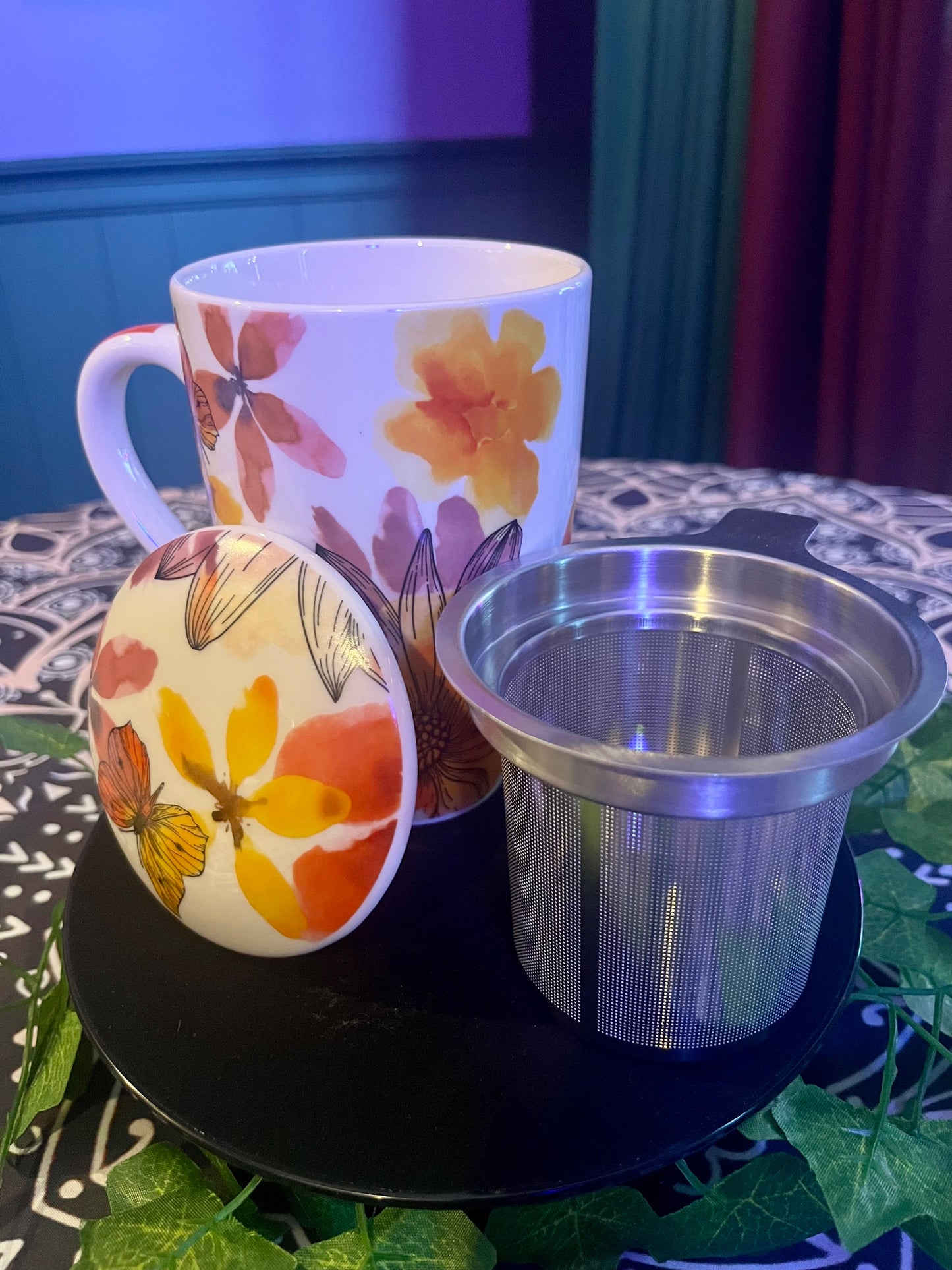 Springtime Butterfly Teacup w/Infuser 18oz
