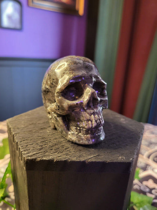 Merlinite Skull small