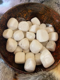 Scolecite Tumbles