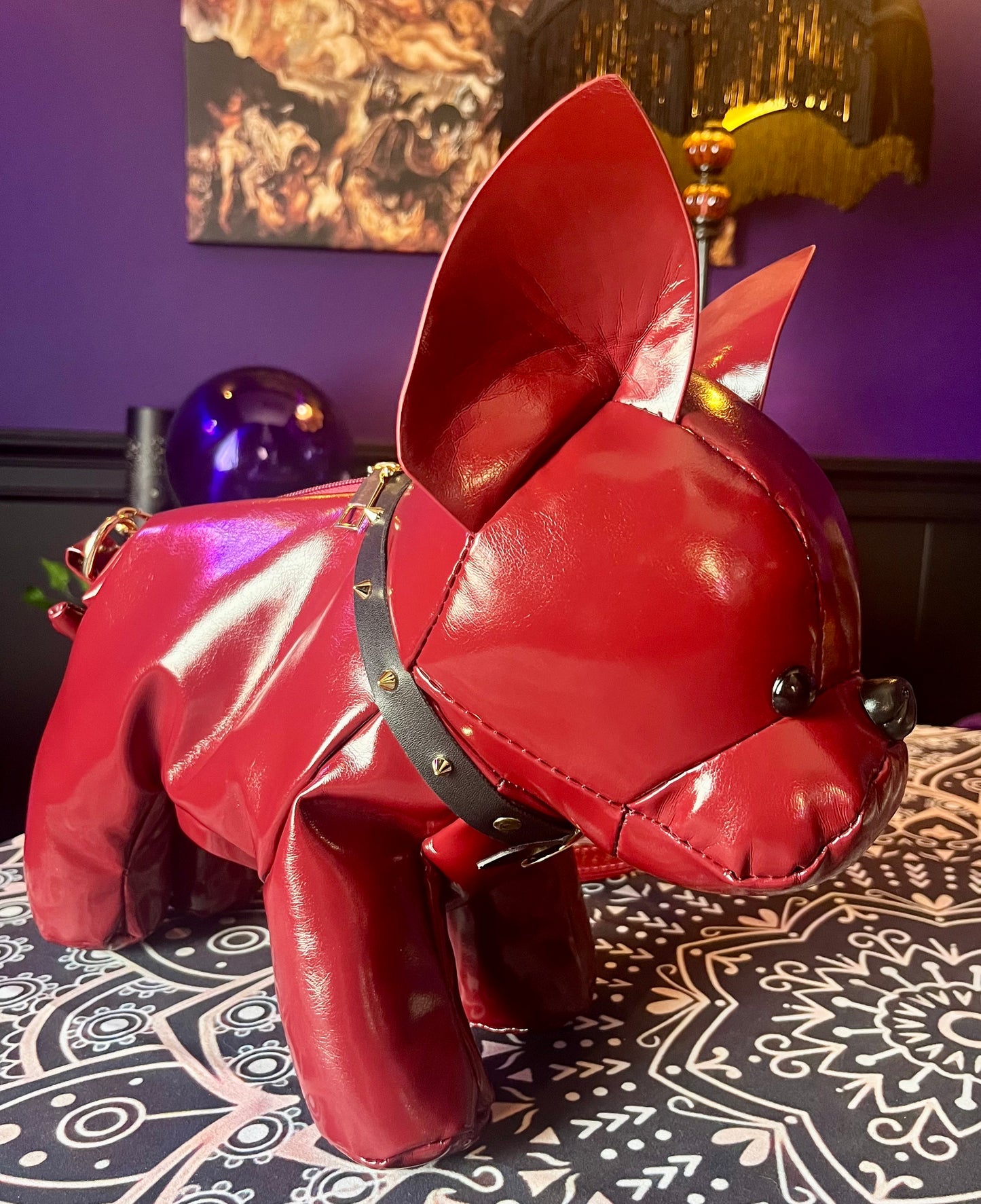 Bulldog Shape Crossbody Purse