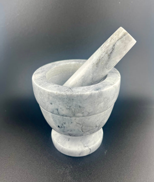 White And Gray Marble Morter Pestal