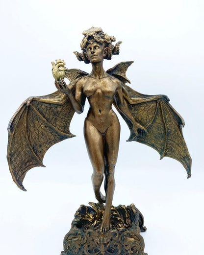 Lilith Statue w/Moveable Wings