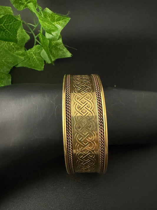 Celtic Sign Metal Bracelet
