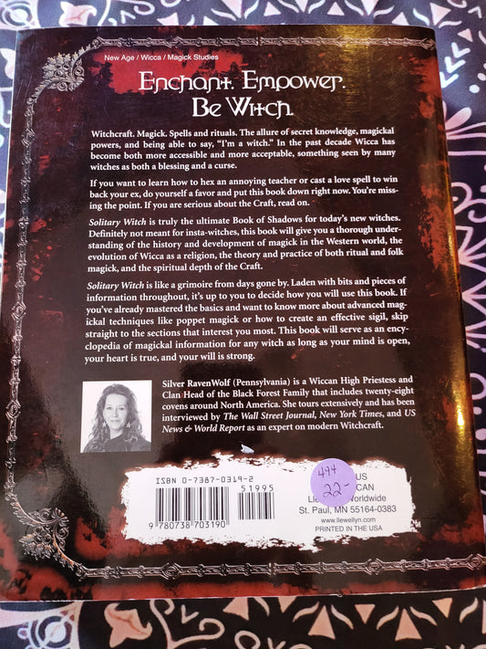 Solitary Witch: The Ultimate Book of Shadows for the New Generation - Paperback